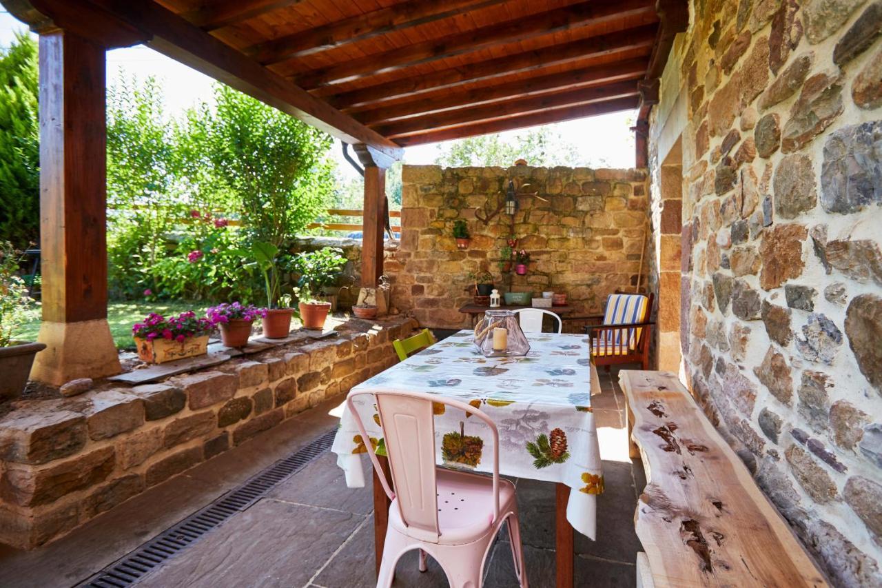 Sendero Del Saja-Besaya Guest House Cobejo Exterior photo