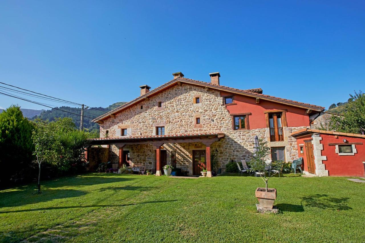 Sendero Del Saja-Besaya Guest House Cobejo Exterior photo